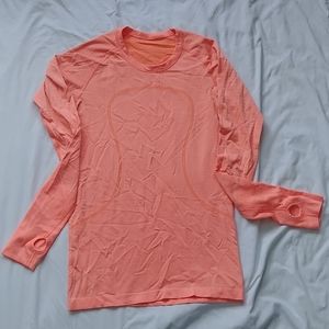 Lulu Lemon Swiftly Tech Long Sleeve